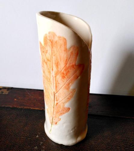 LF36 Oak leaf vase